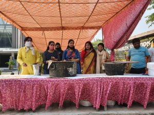 Hunger-Free Dwarka: Join Sandhya Singh's Mission Through Your Support